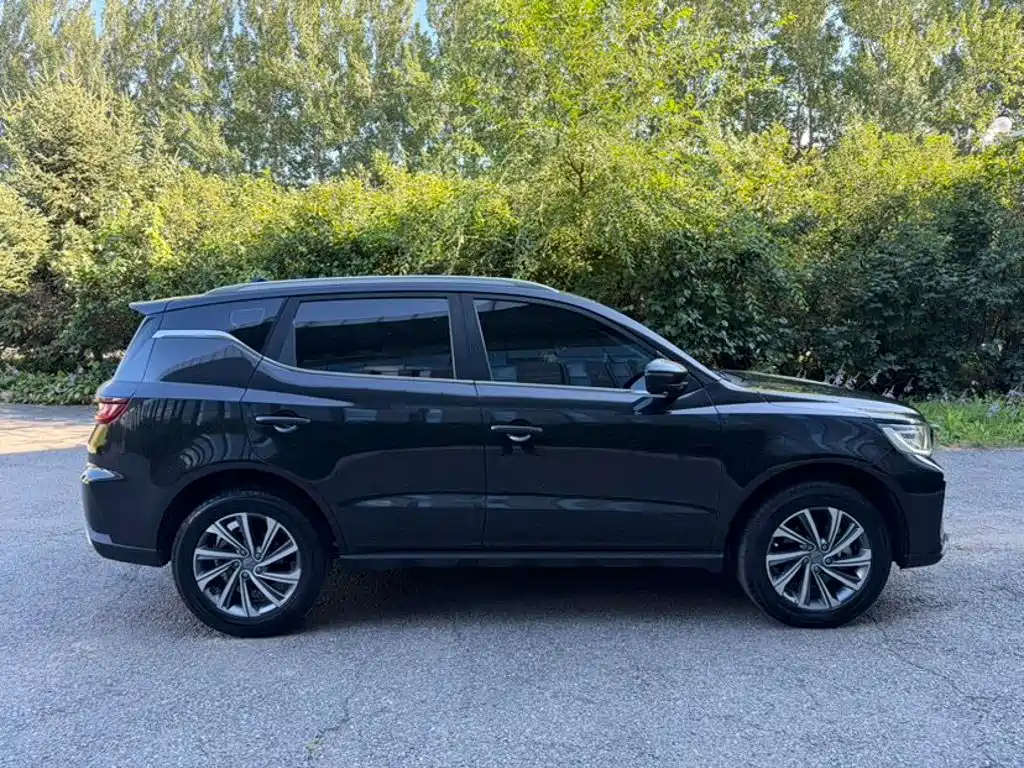 Geely Vision X6 — миниатюра 3