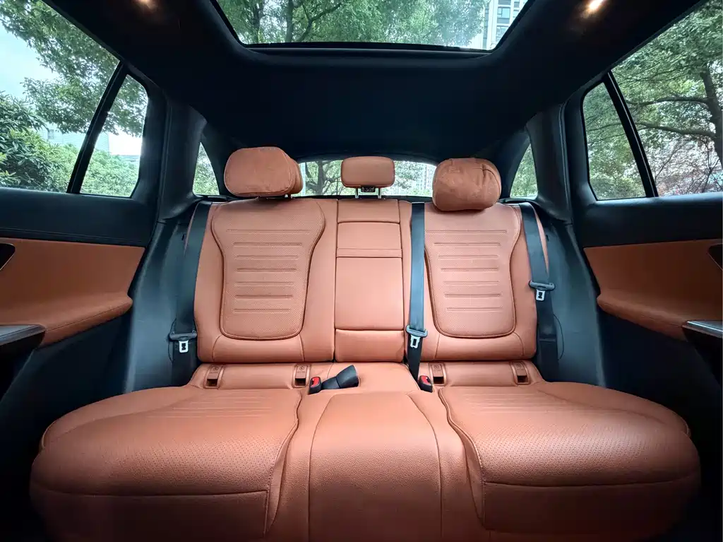Mercedes-Benz GLC — миниатюра 9