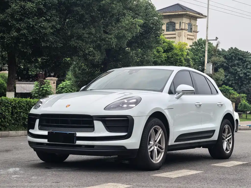 Porsche Macan 2024