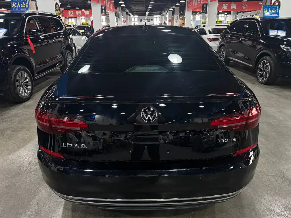 Volkswagen Passat — миниатюра 7