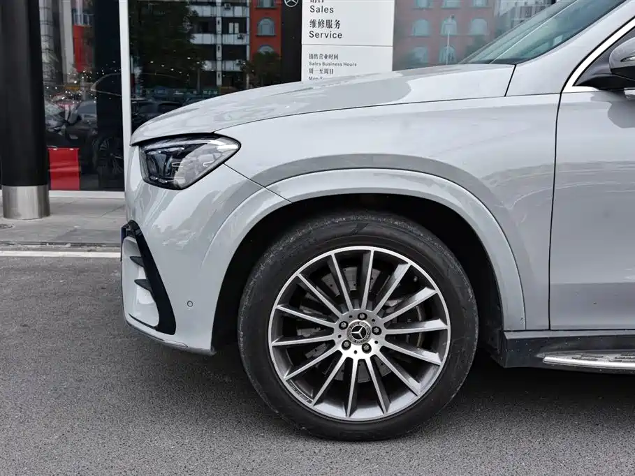 MERCEDES-BENZ GLE