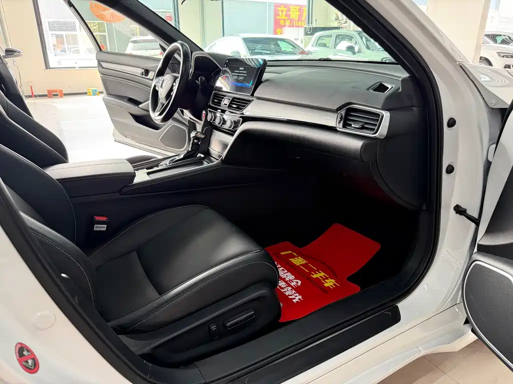 Honda Inspire — миниатюра 9
