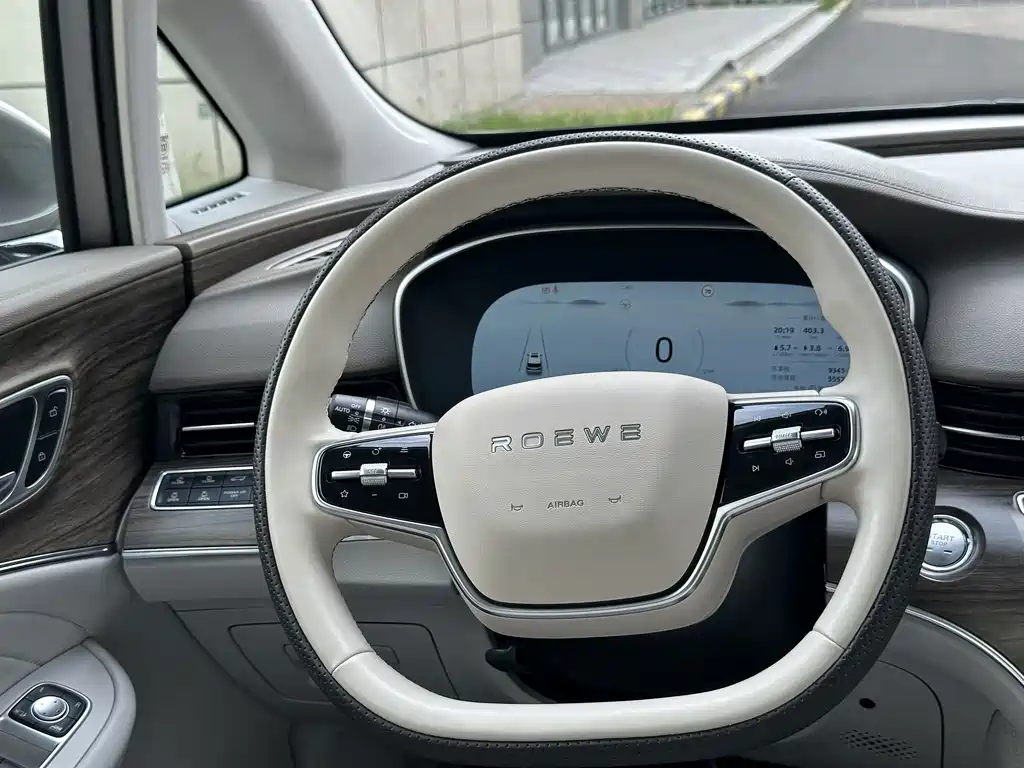 Roewe iMAX8 New Energy — миниатюра 24
