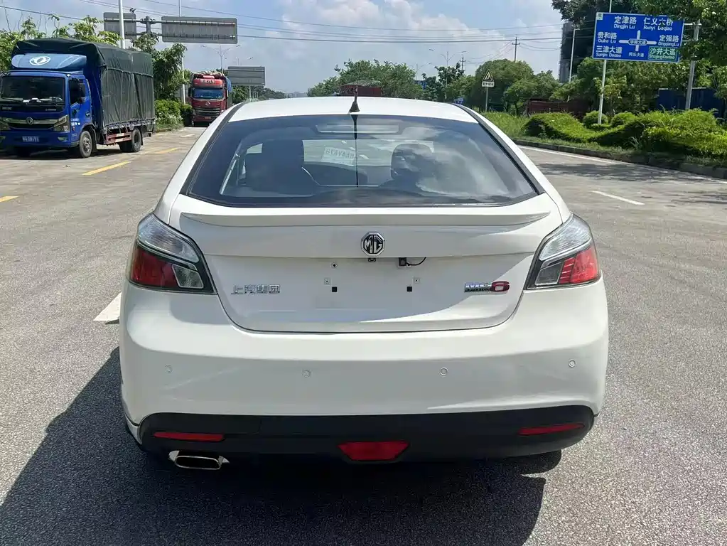 MG 6 2014 1.8T AT