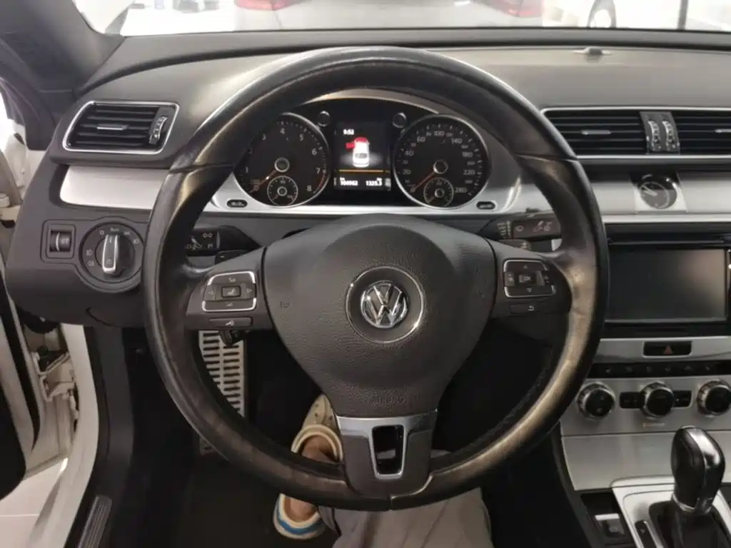 Volkswagen CC — миниатюра 11