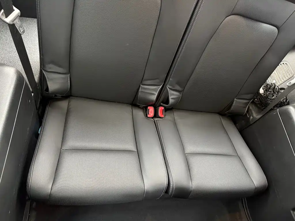 Chevrolet Captiva — миниатюра 15