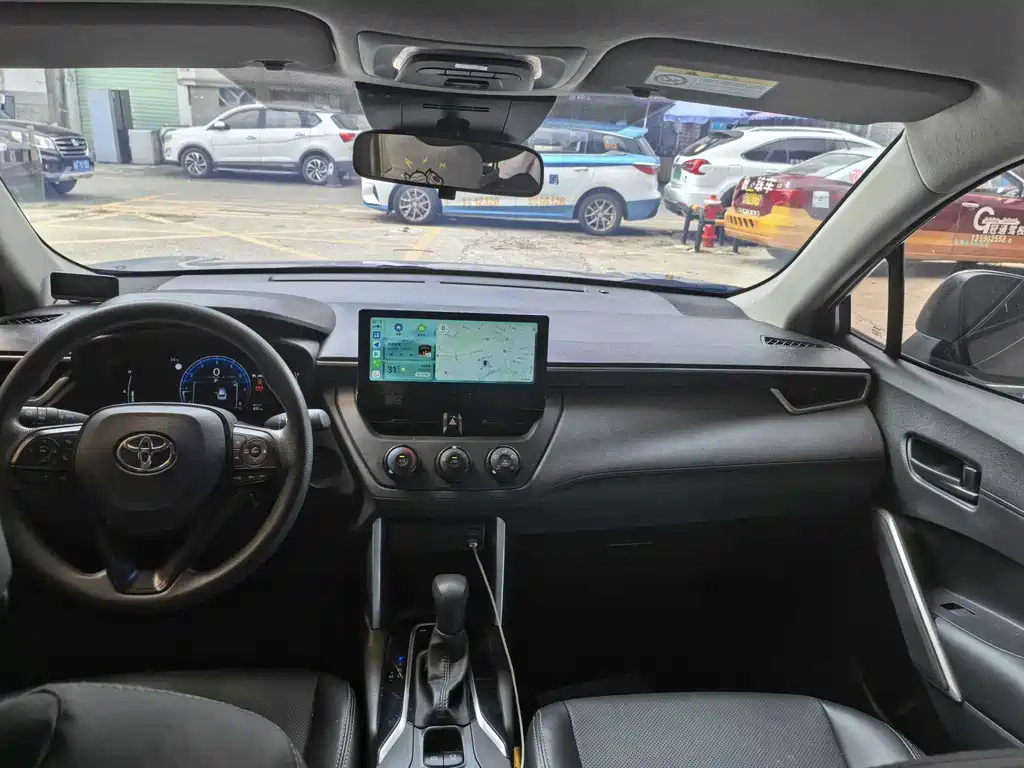 Toyota Corolla Cross — миниатюра 4