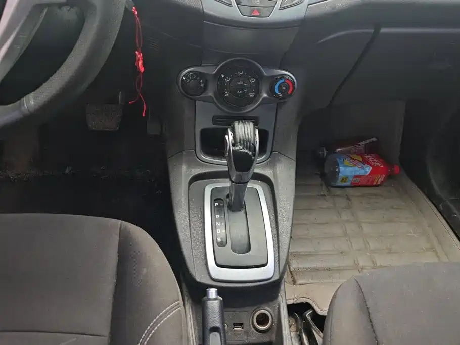 Ford Fiesta — миниатюра 16