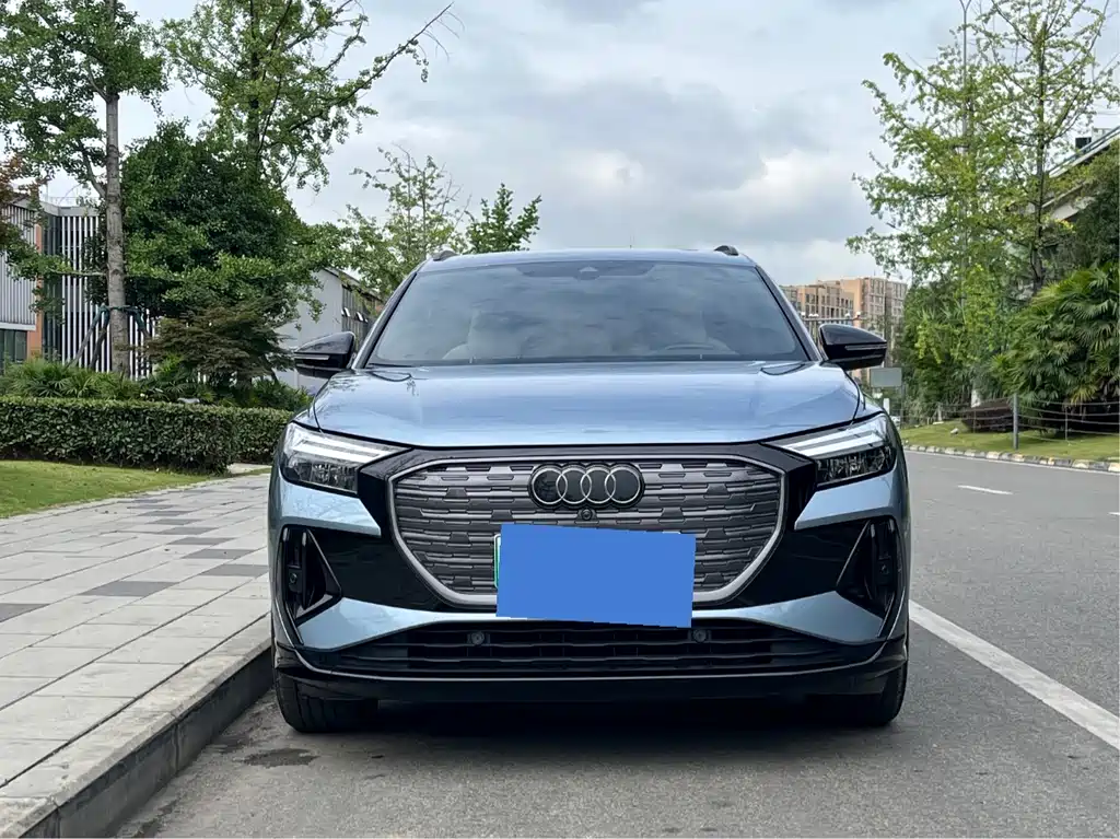 Audi Q4 e-tron 2022 40 e-tron