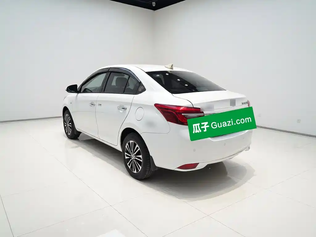 Toyota Vios — миниатюра 4