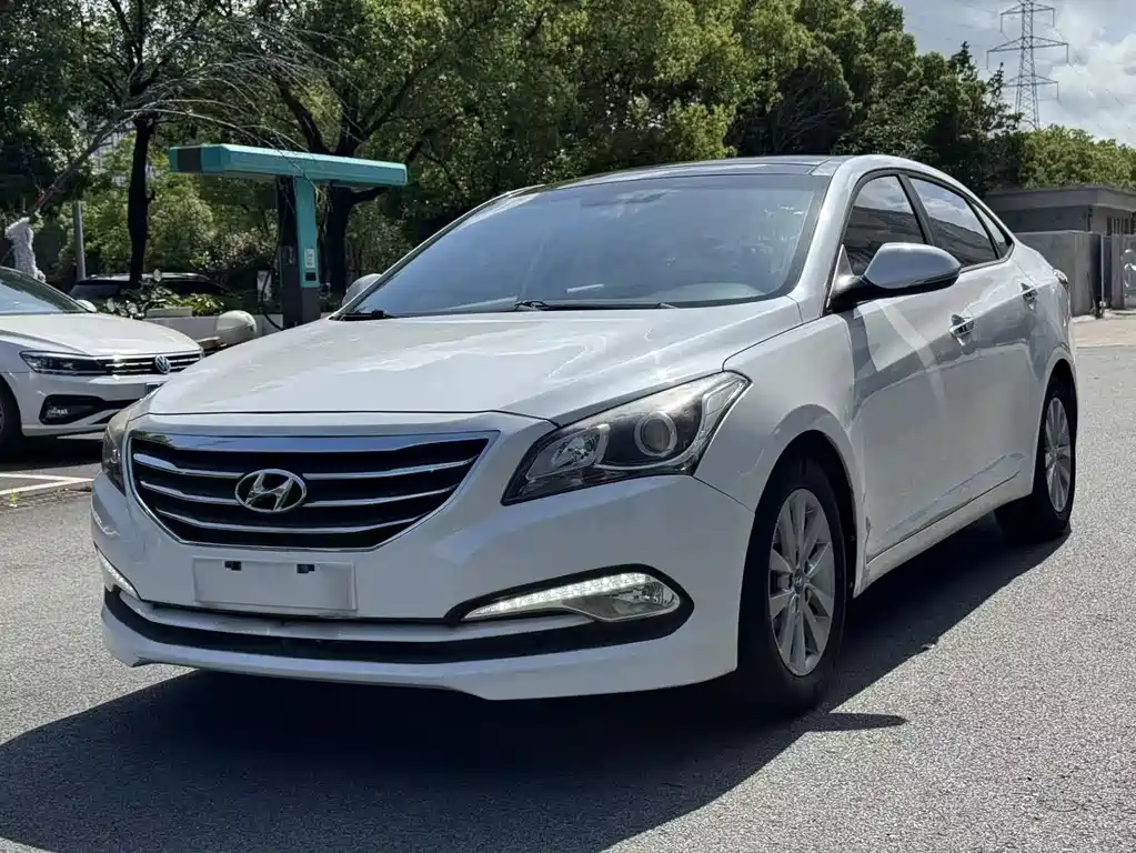 Hyundai Mistra 2015