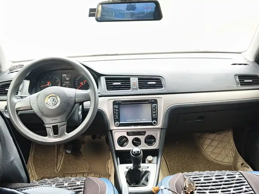 Volkswagen Lavida — миниатюра 10