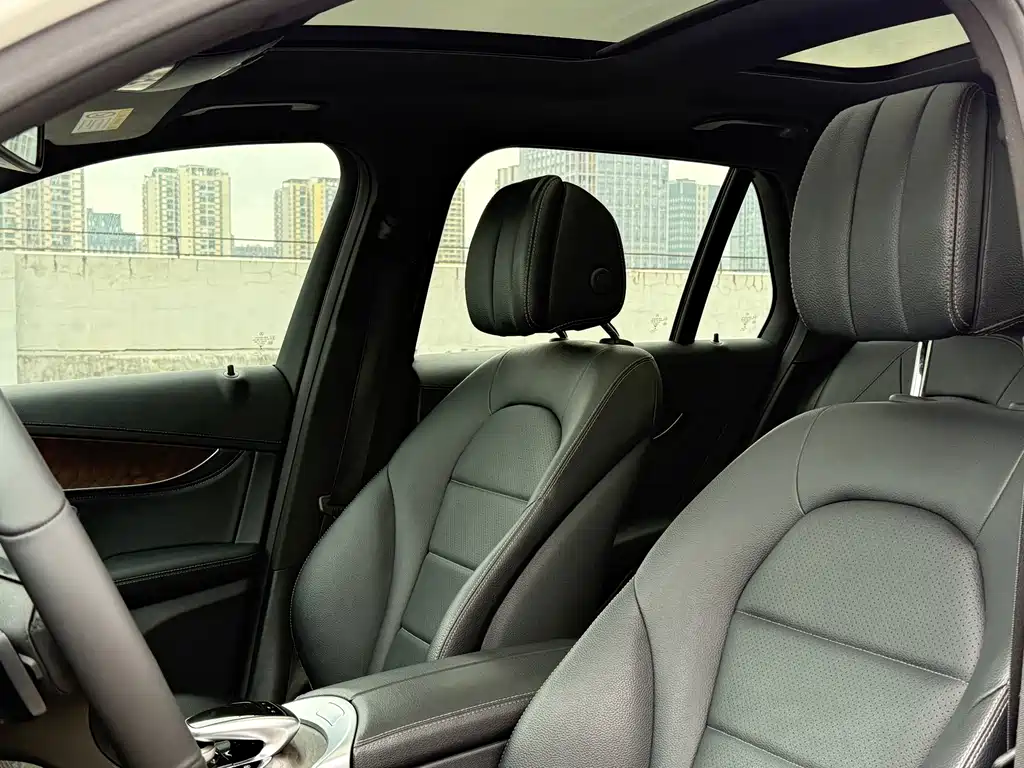 Mercedes-Benz GLC — миниатюра 12