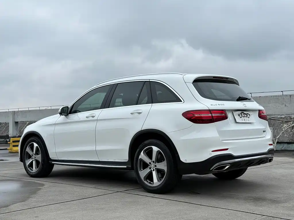 Mercedes-Benz GLC — миниатюра 10