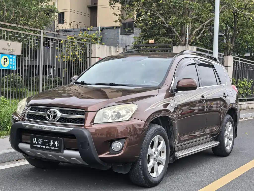 Toyota RAV4 2012