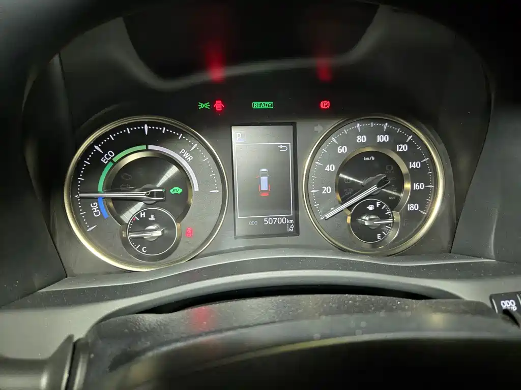 Lexus LM — миниатюра 9