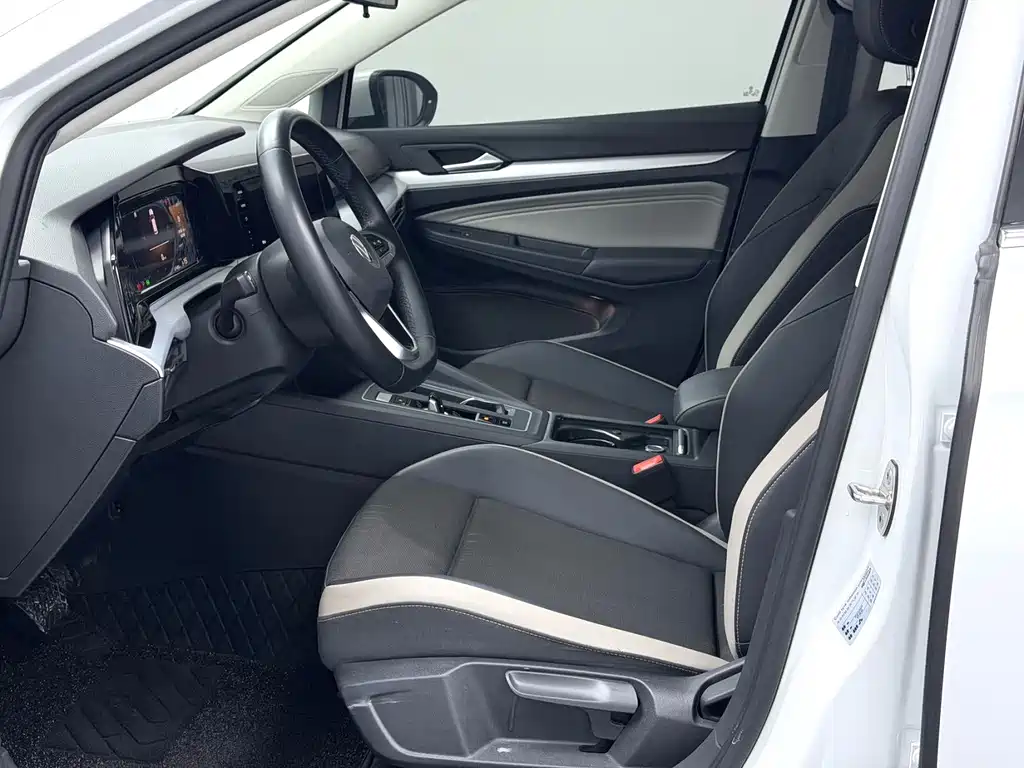 Volkswagen Golf — миниатюра 3