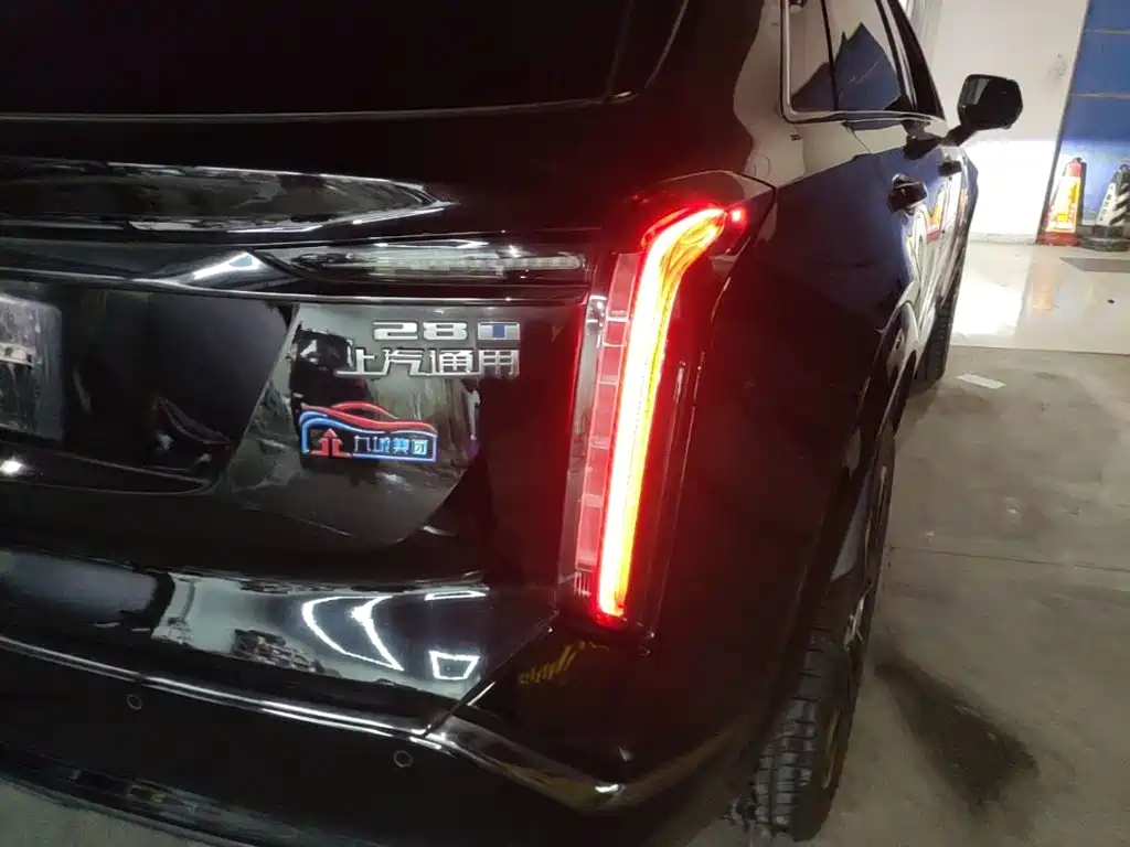 Cadillac XT5 — миниатюра 8