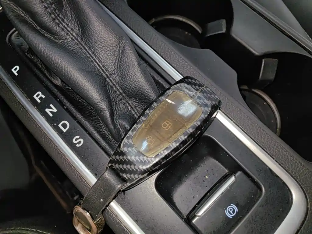 Ford Kuga — миниатюра 9