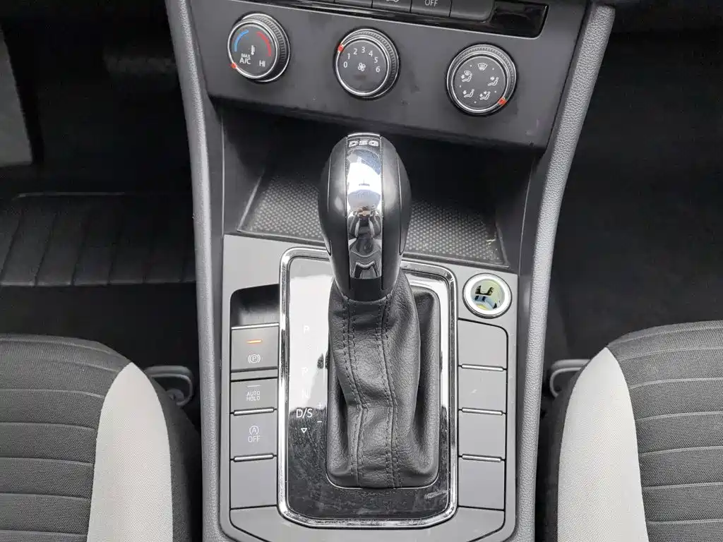 Volkswagen Bora — миниатюра 13