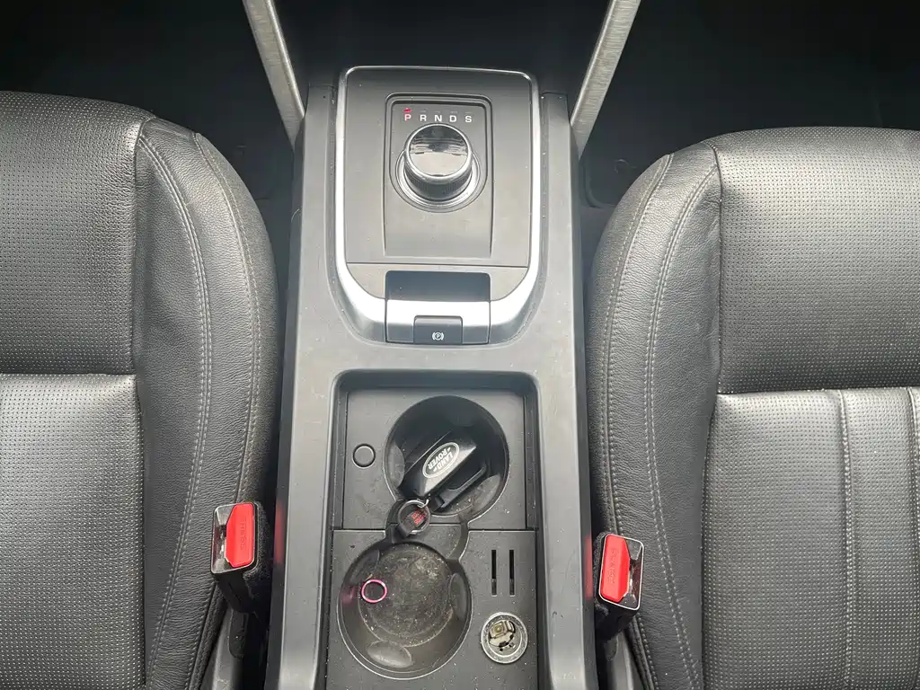 Land Rover Discovery Sport 2017 2.0T SE