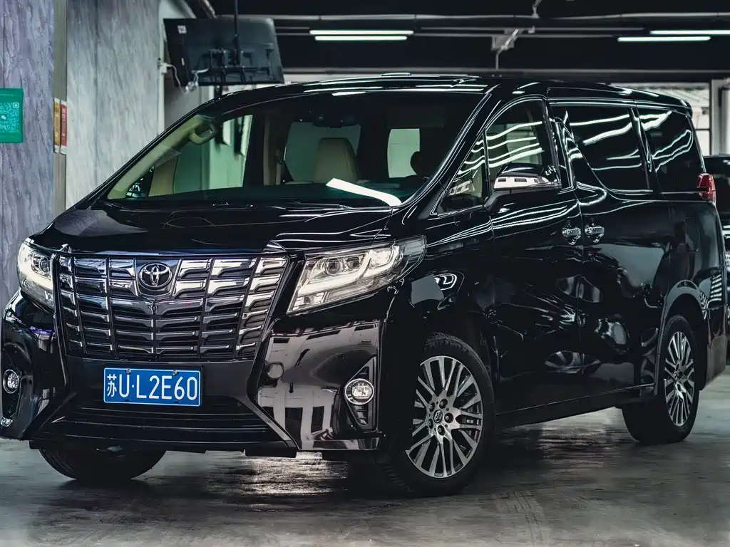 Toyota Alphard 2015