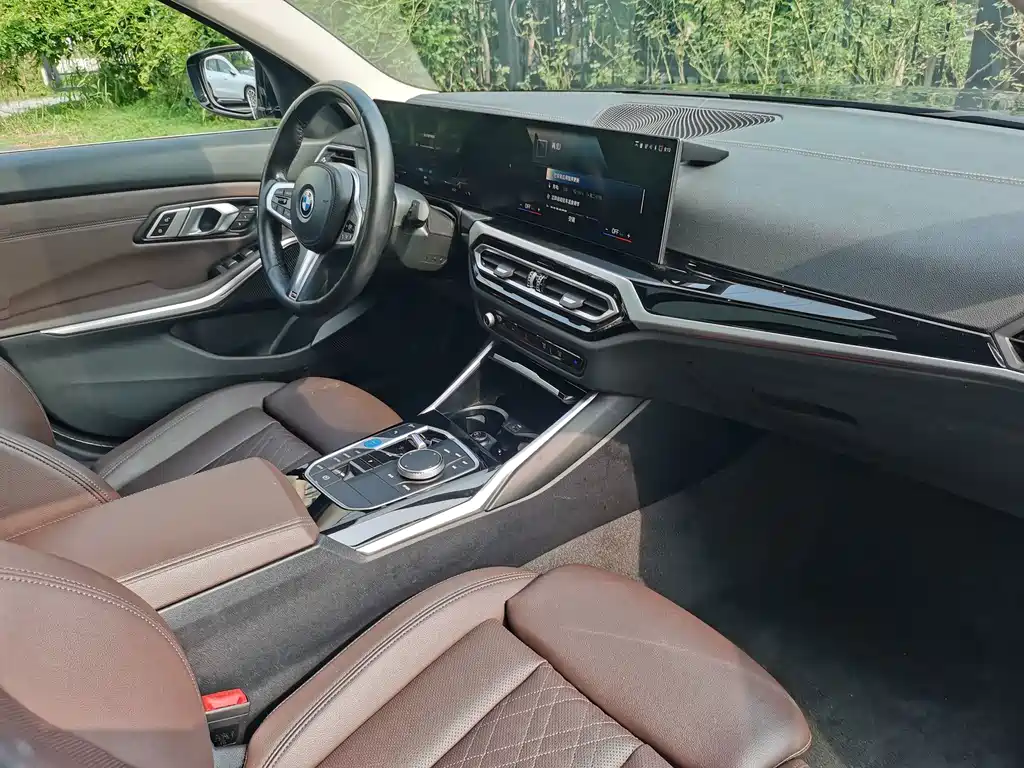 BMW i3 — миниатюра 17