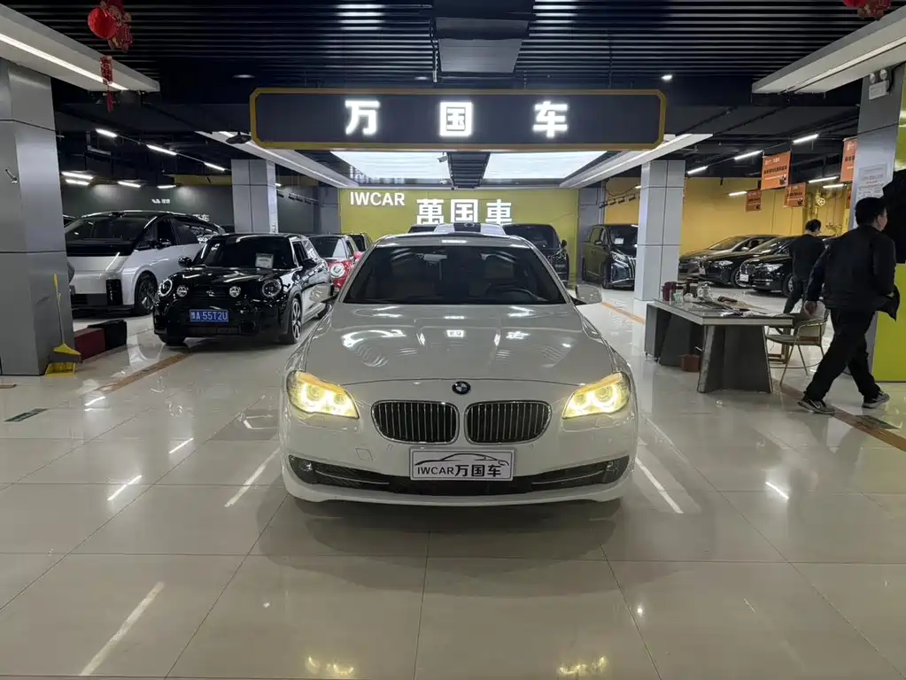 BMW 5 Series 2012