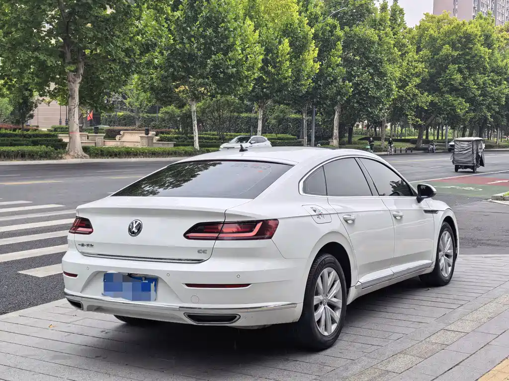 Volkswagen CC — миниатюра 9