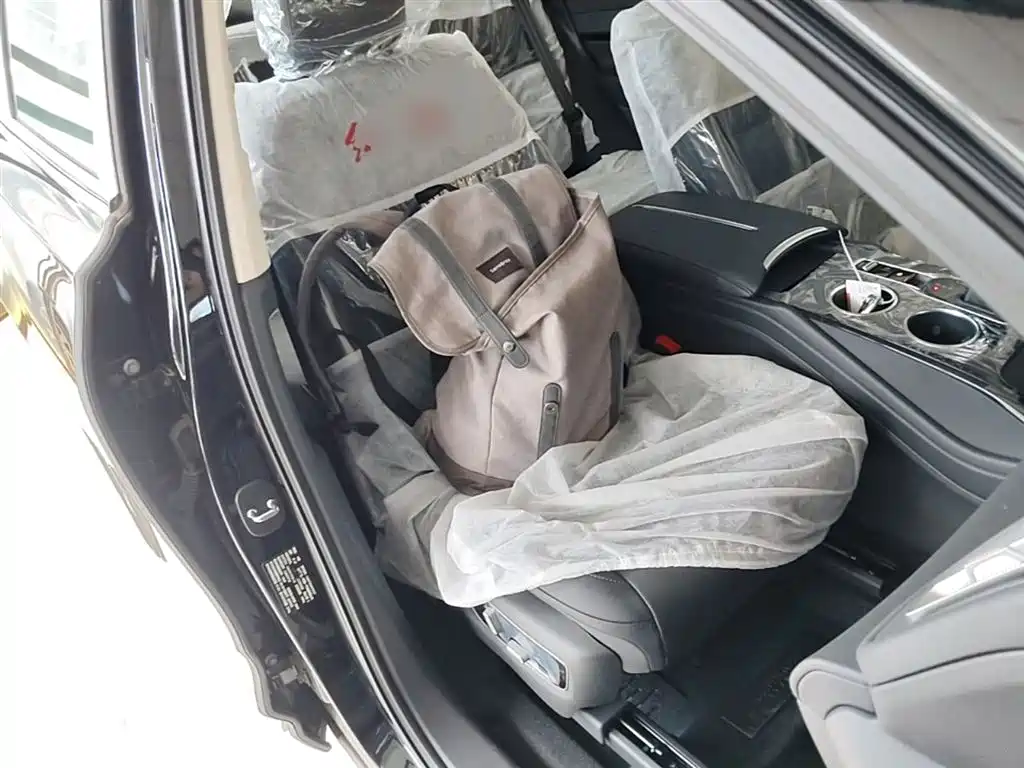 Hongqi HS3 PHEV — фотографии объявления, Фото 26