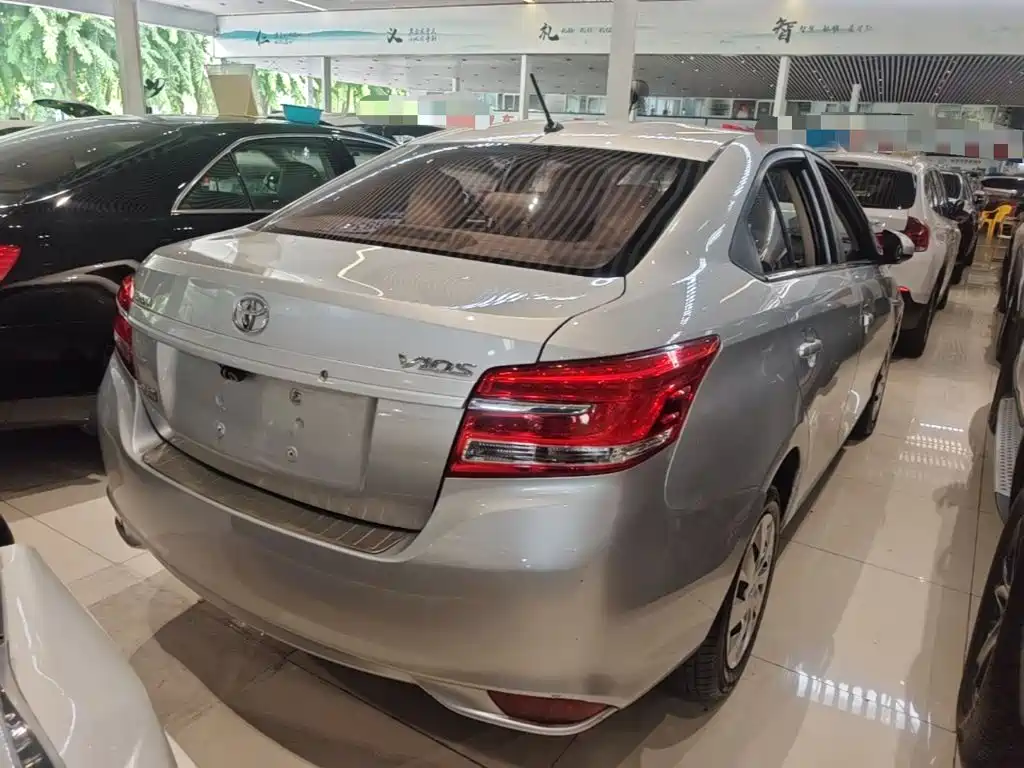 Toyota Vios — миниатюра 7