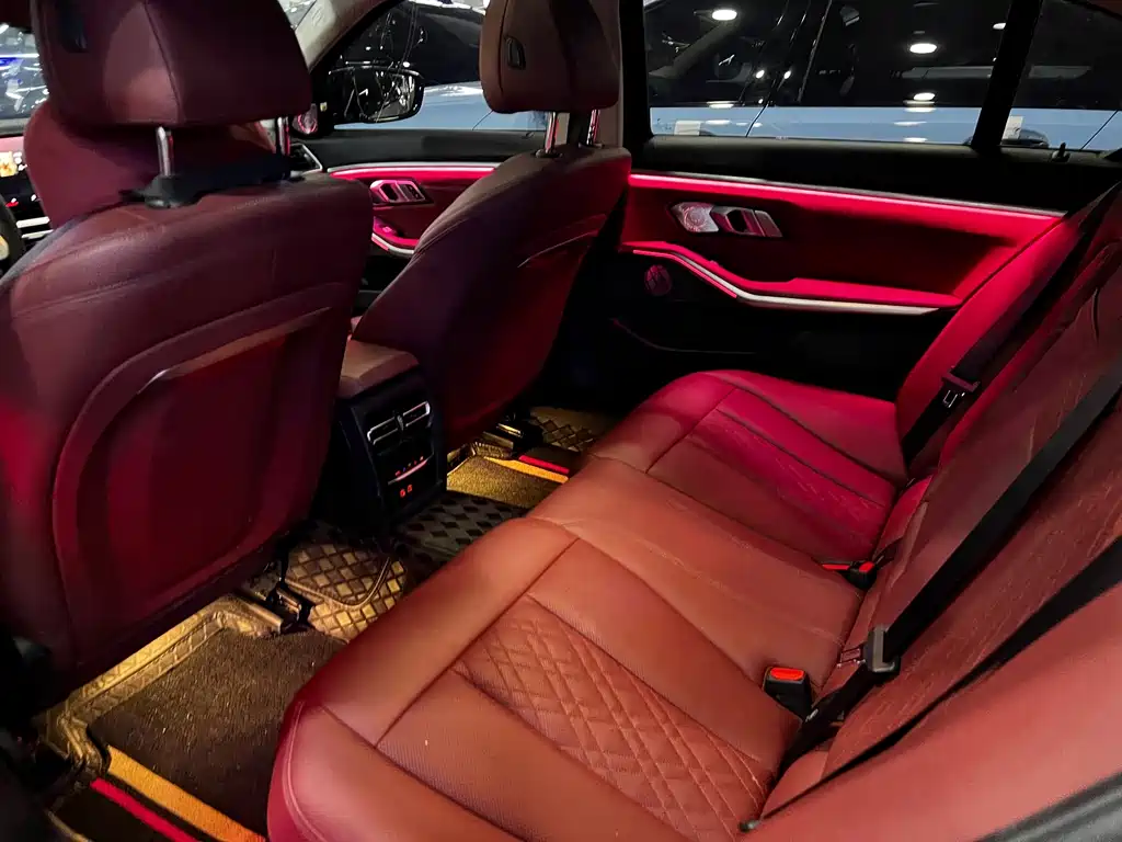 BMW 3 Series — миниатюра 14