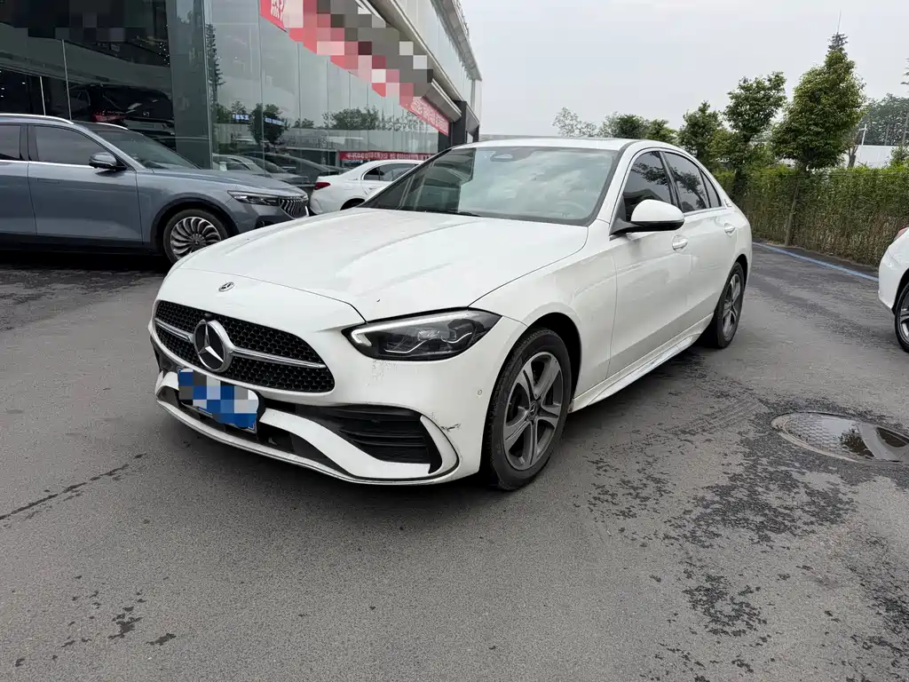 Mercedes-Benz C-Class 2022