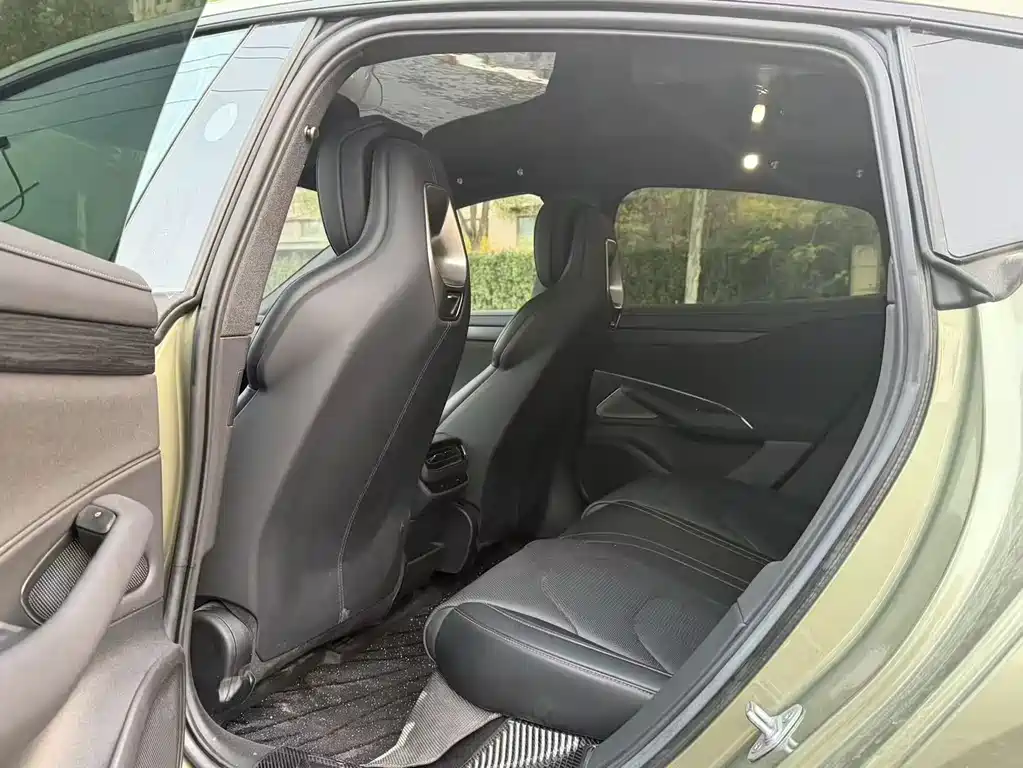 XIAOMI CAR XIAOMI SU7