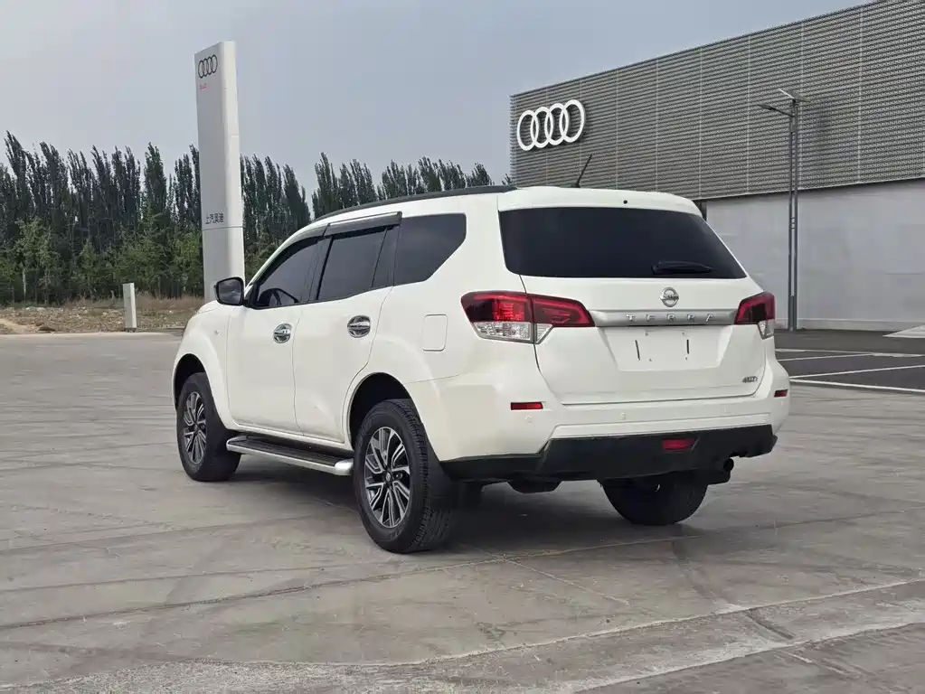 Nissan Terra 2020 2.5L XL Upper 4WD AT Luxury