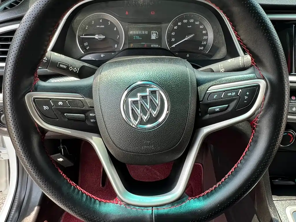 Buick Excelle — миниатюра 10