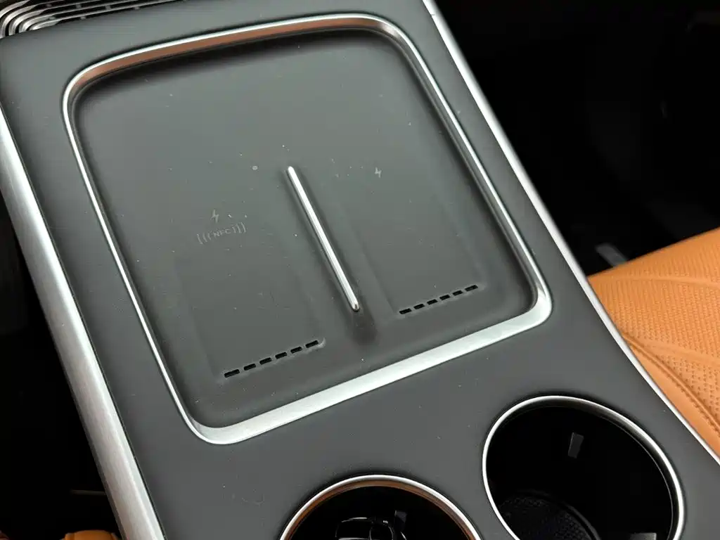 XPeng G9 — миниатюра 15