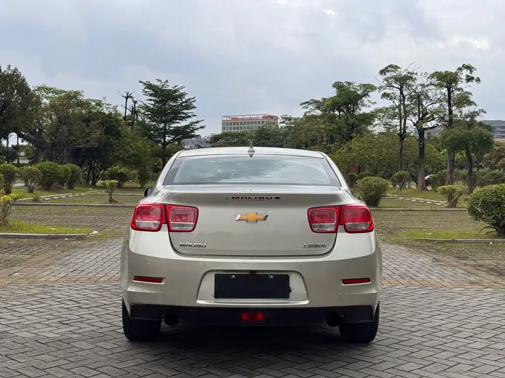 Chevrolet Malibu 2.0L Auto Luxury Edition, фото 5