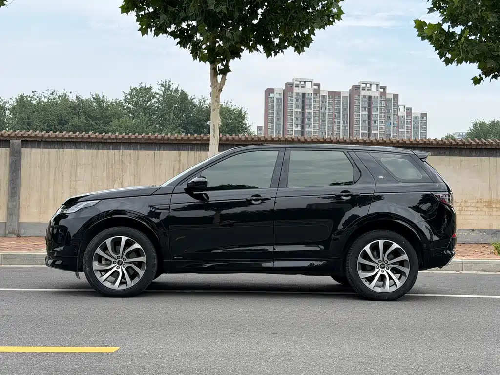 Land Rover Discovery Sport 2020 249PS R-Dynamic 7 мест