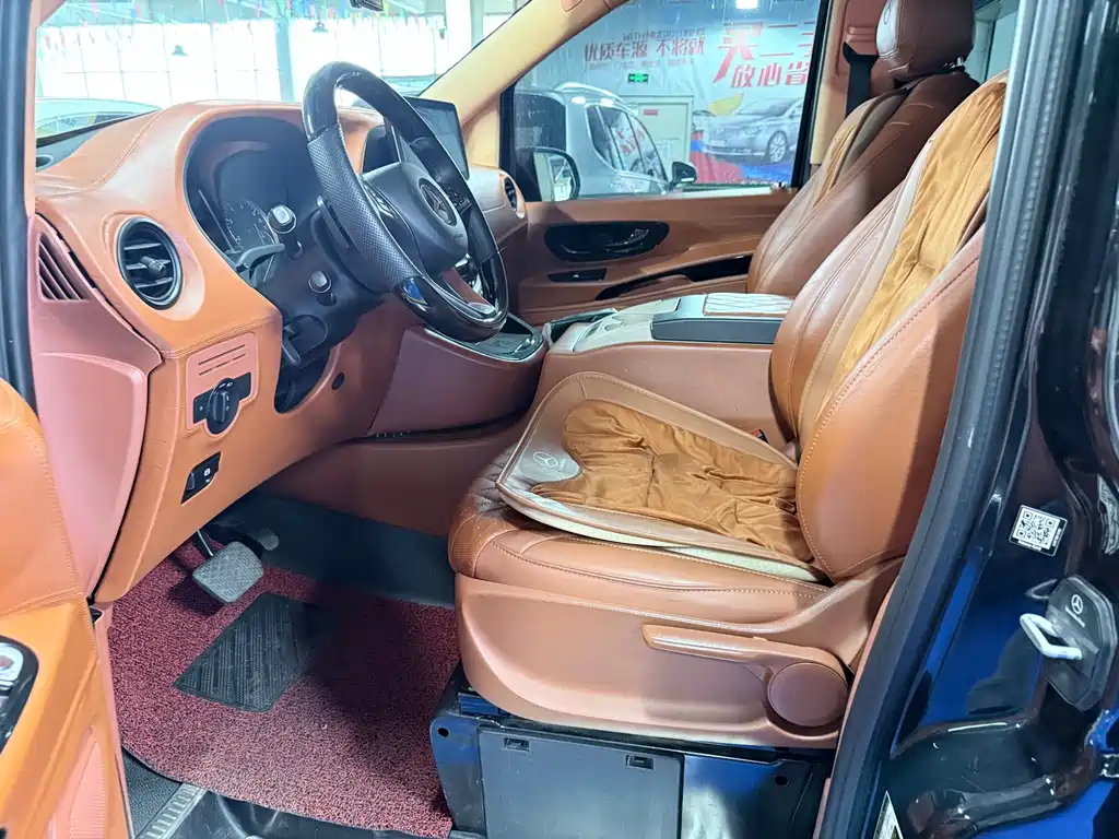 Mercedes-Benz Metris — миниатюра 7