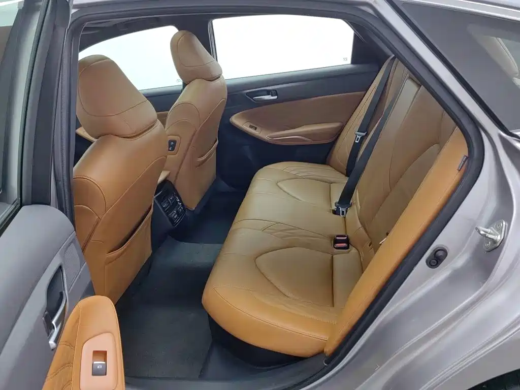 Toyota Avalon — миниатюра 15