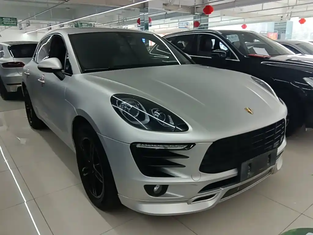 Porsche Macan — миниатюра 4
