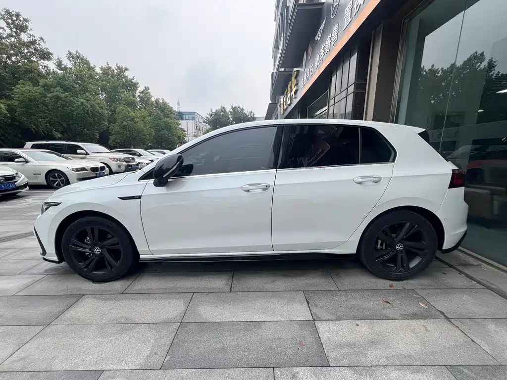 Volkswagen Golf — миниатюра 3