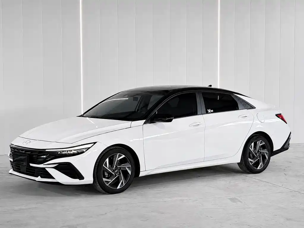 Hyundai Elantra — миниатюра 9