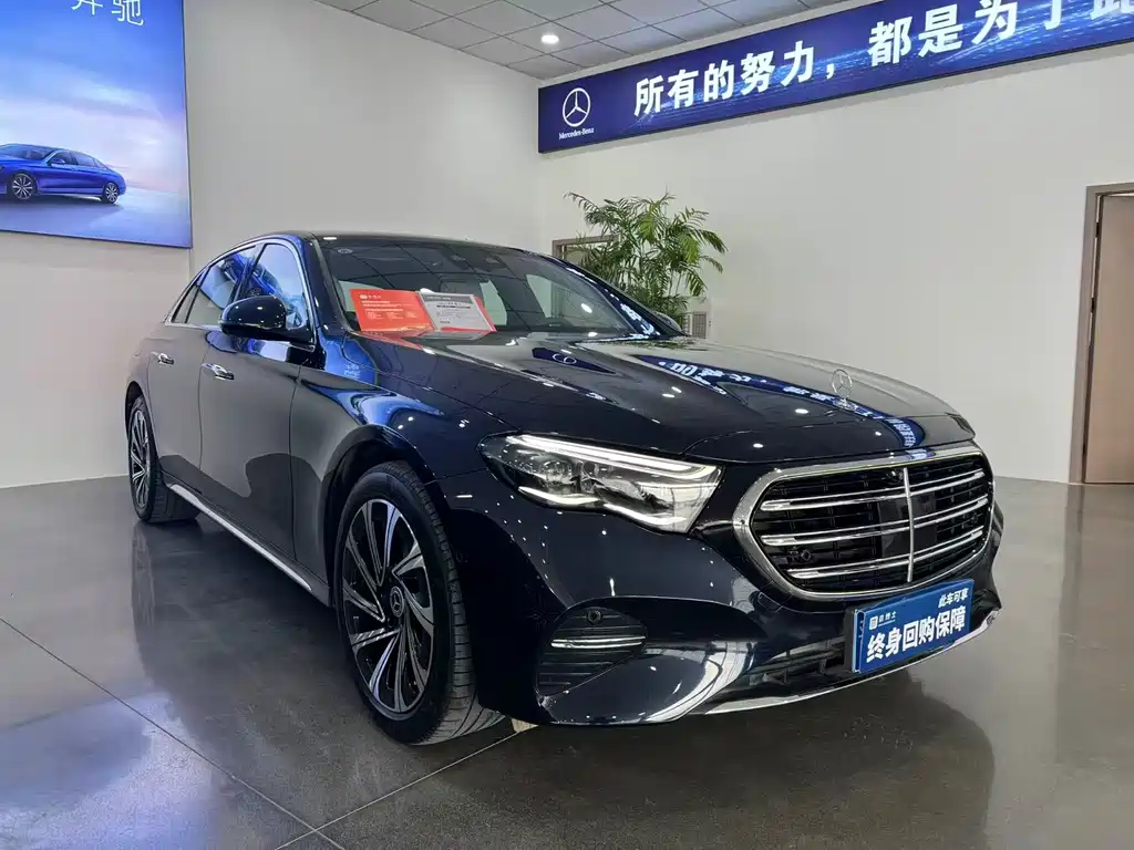 Mercedes-Benz E-Class — миниатюра 3