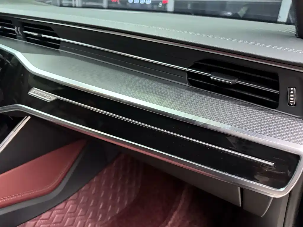 Audi A7L — миниатюра 38