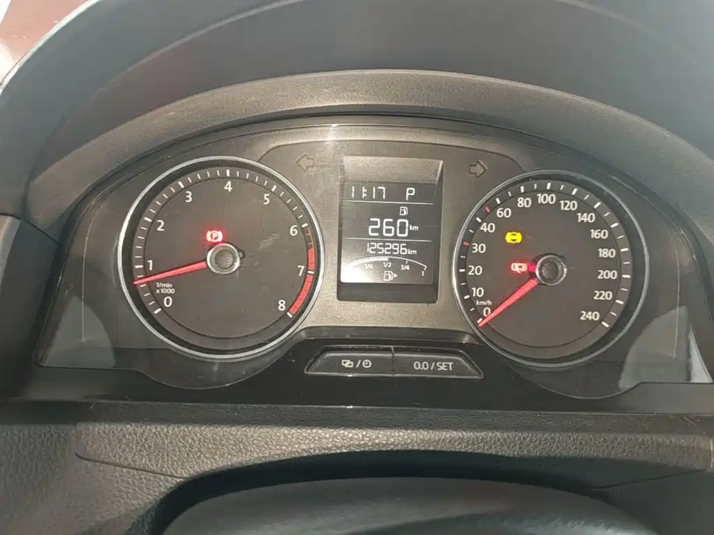 Volkswagen Santana — миниатюра 12