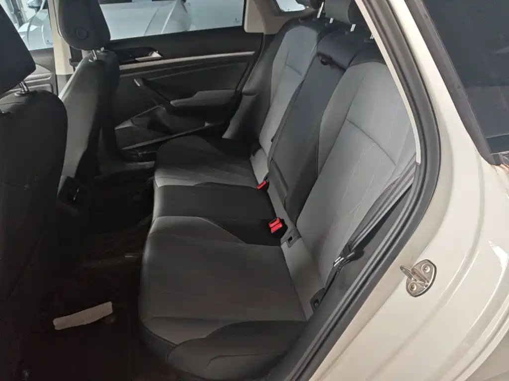 Volkswagen Lavida — миниатюра 17