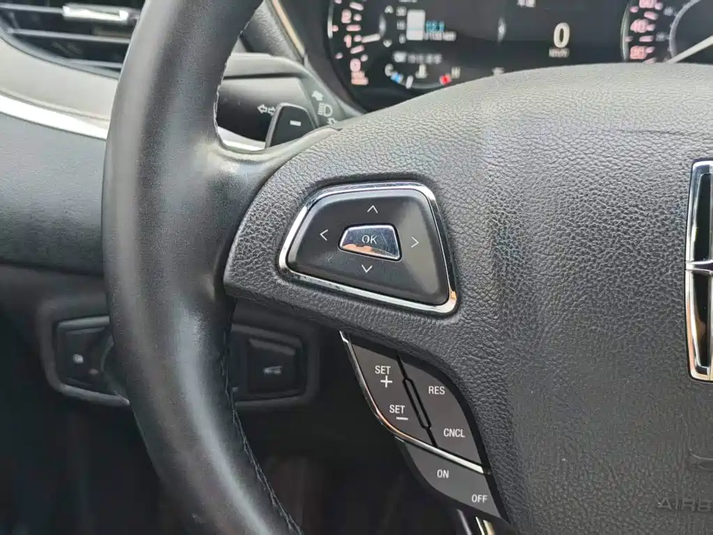 Lincoln MKC 2.0T 2WD Premium Edition, фото 17