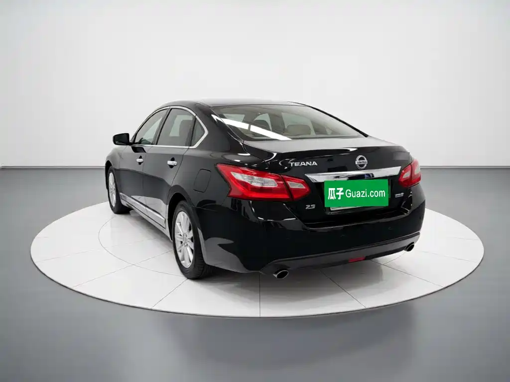 Nissan Teana — миниатюра 4